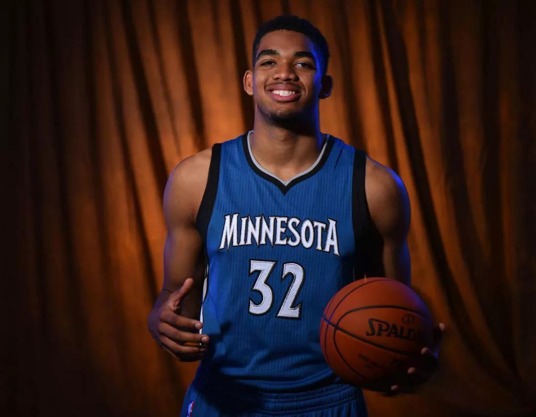 的中场球员 的中场球员