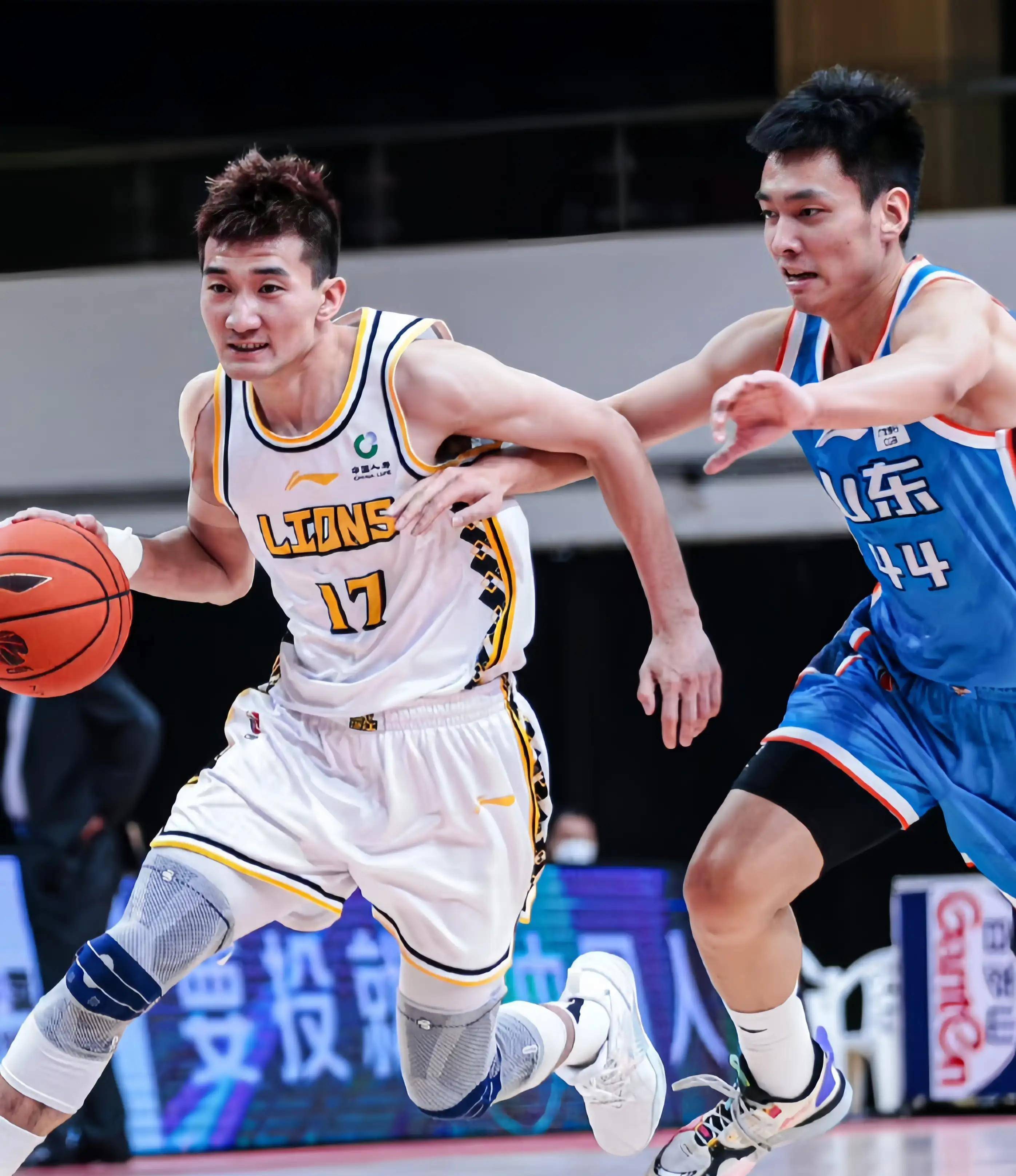 则更多地关 则更多地关