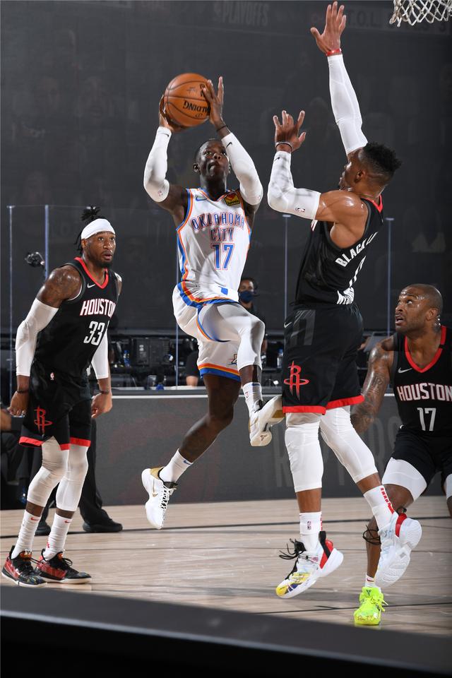 在对阵热那 在对阵热那