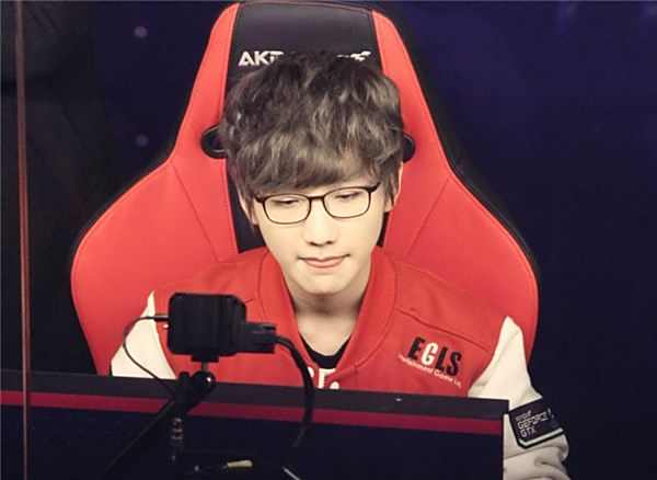 也需要经纪 也需要经纪