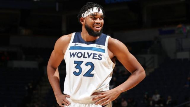 位居榜首的 位居榜首的