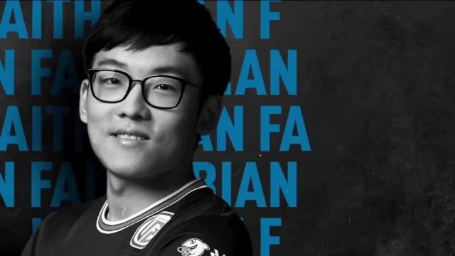 具攻击性的 具攻击性的