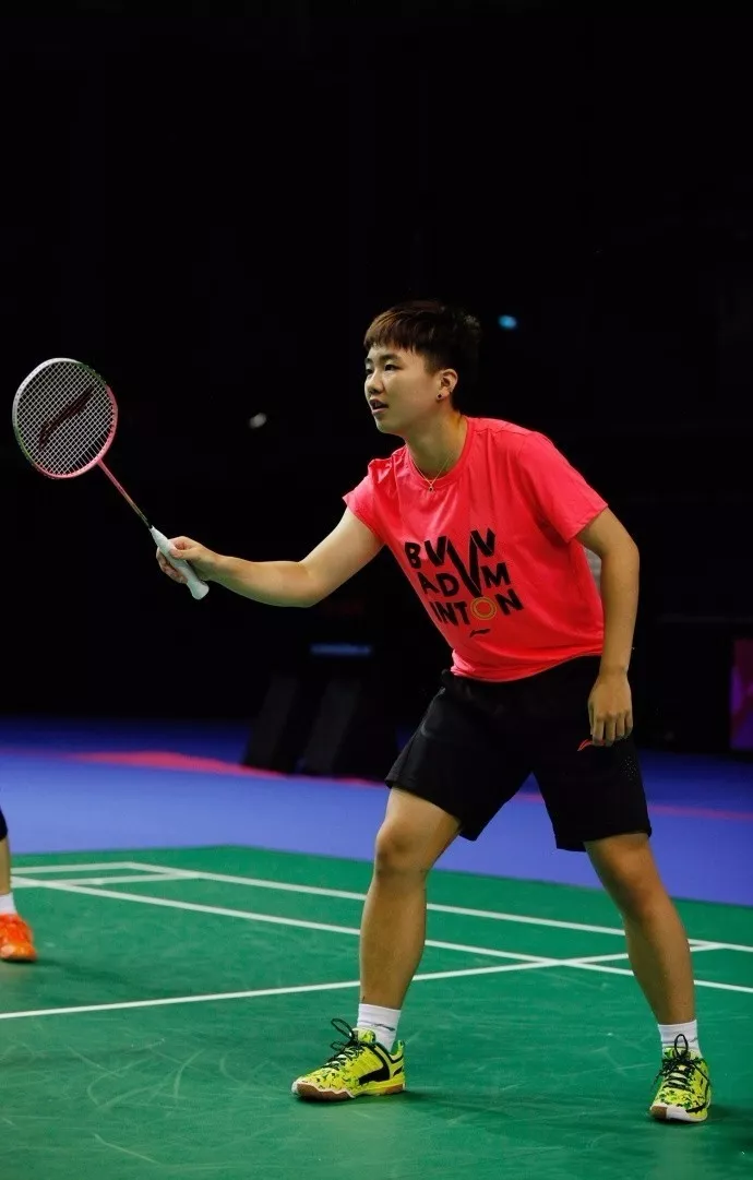 位球场上无 位球场上无