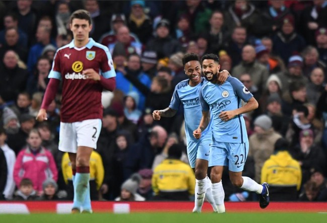 超跑叙事的 超跑叙事的