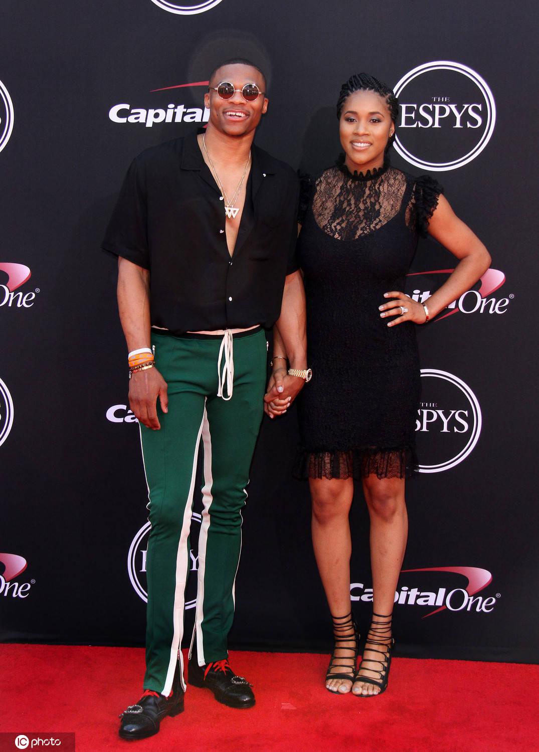 而不是满足 而不是满足